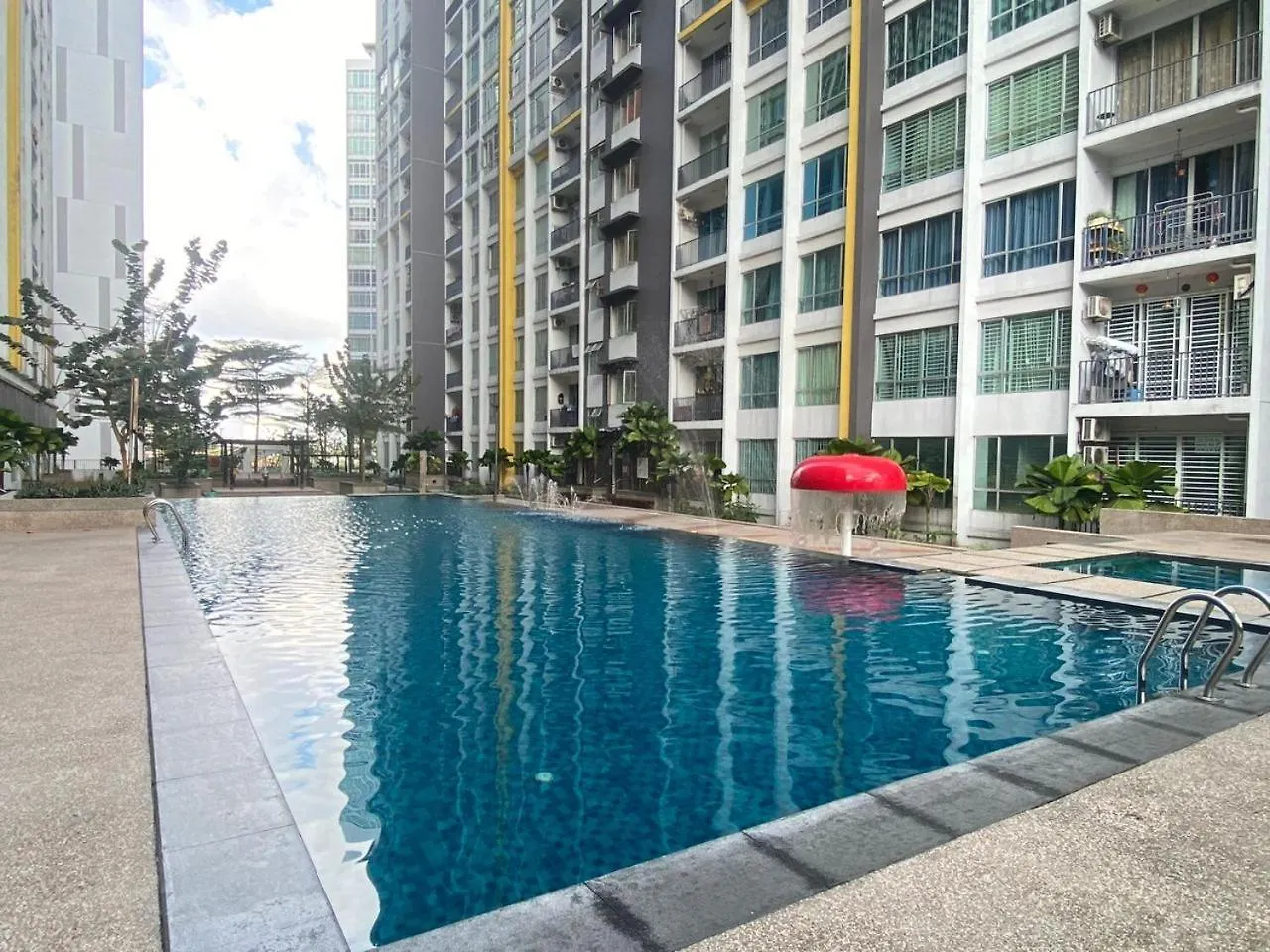 Apartment Vesta Homes, Greenfield Regency , Paradigm Mall, Sutera Mall, Poolview Condo Johor Bahru