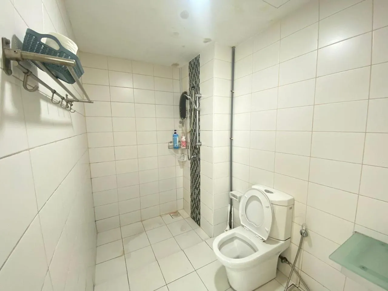 Vesta Homes, Greenfield Regency , Paradigm Mall, Sutera Mall, Poolview Condo Johor Bahru Malaysia