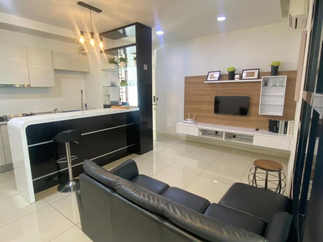 Vesta Homes, Greenfield Regency , Paradigm Mall, Sutera Mall, Poolview Condo Johor Bahru 0*,