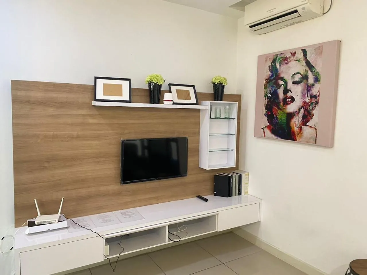 Vesta Homes, Greenfield Regency , Paradigm Mall, Sutera Mall, Poolview Condo Johor Bahru Apartment