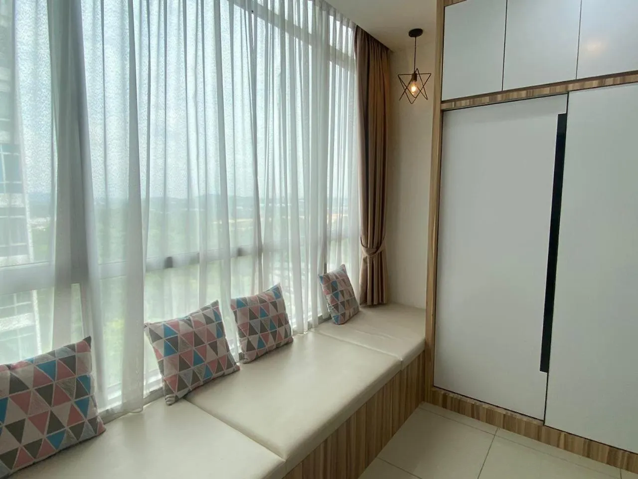 Vesta Homes, Greenfield Regency , Paradigm Mall, Sutera Mall, Poolview Condo Johor Bahru Apartment